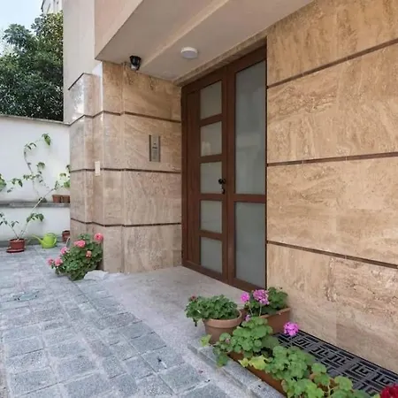 Apartament Karavelov Center *