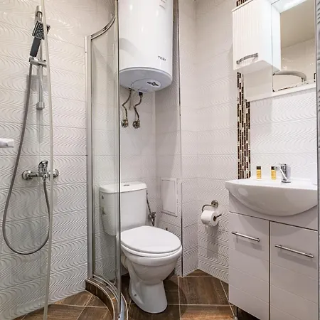 Apartament Karavelov Center *